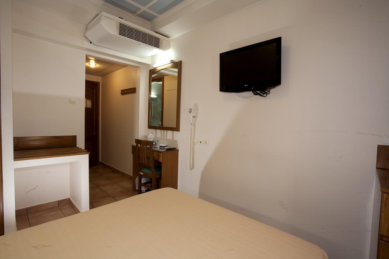Hotel Katerina Athena Bagian luar foto