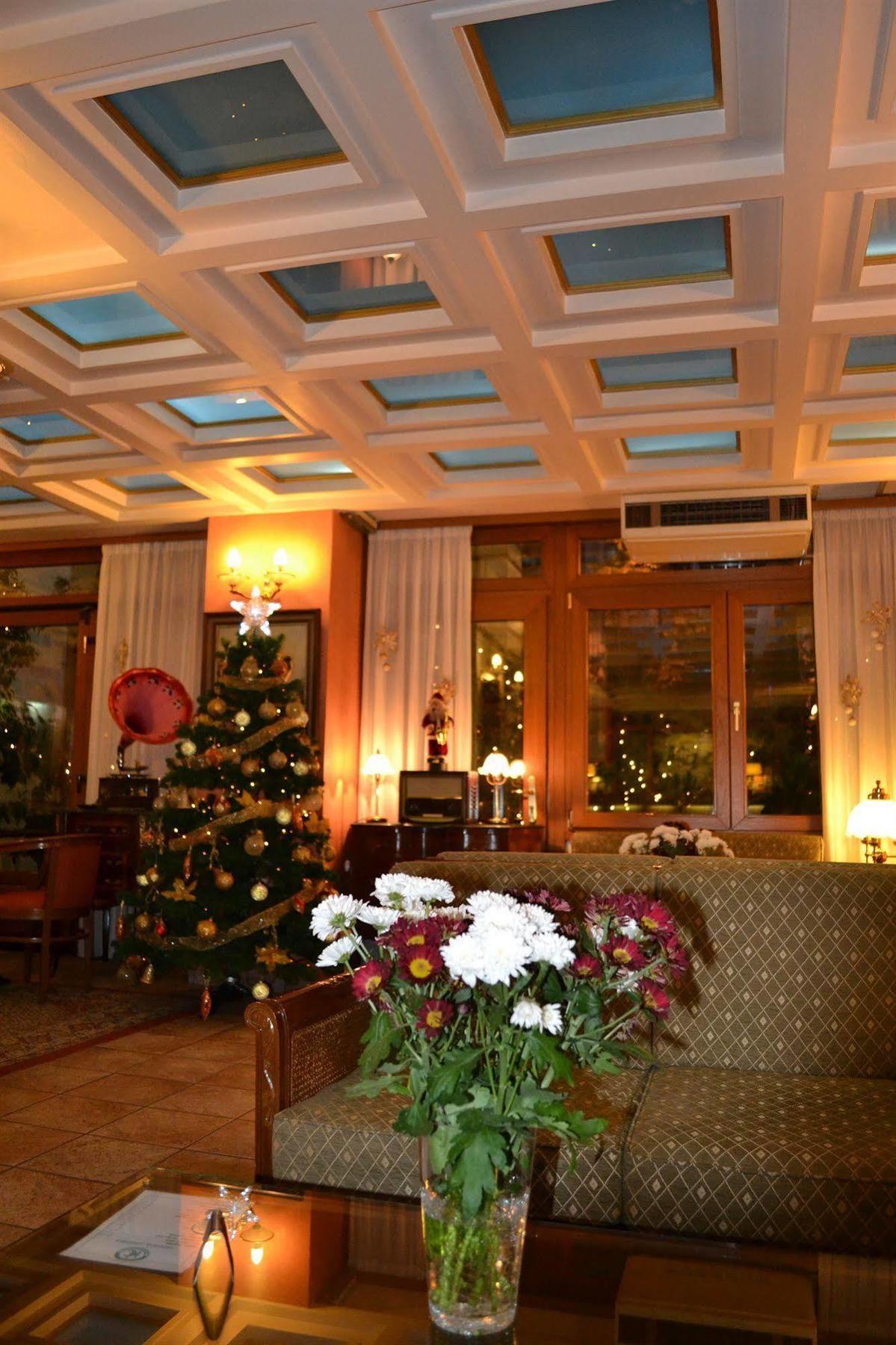 Hotel Katerina Athena Bagian luar foto